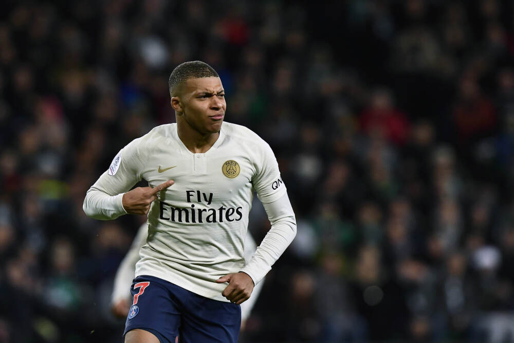 一家五口薅商场停车“羊毛”牟利被抓，别把“薅羊毛”薅成“犯罪产业链”